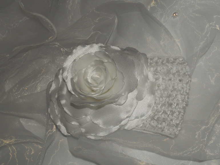 Вернулась наконец к цветочкам))