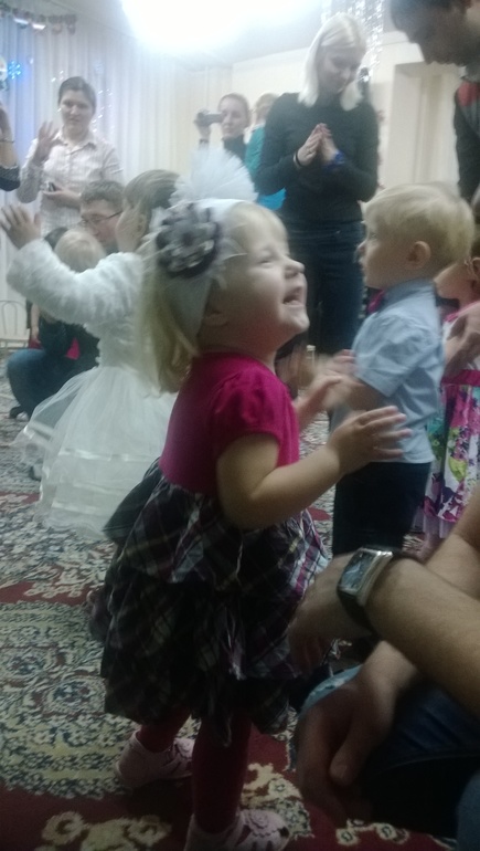 Первая Елка в садике