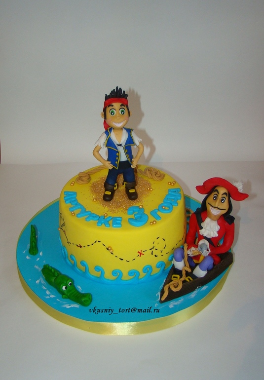 Торт с героями мультфильма "Джейк и пираты Нетландии"