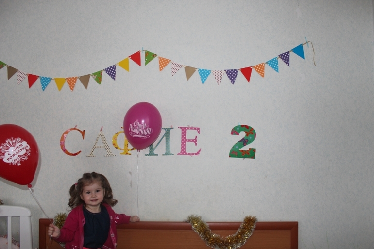 Сафишке 2 года, новогодние праздники и стойкий иммунитет