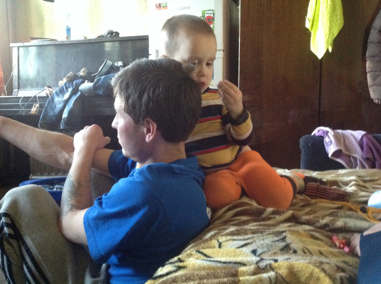 Немного о нас))