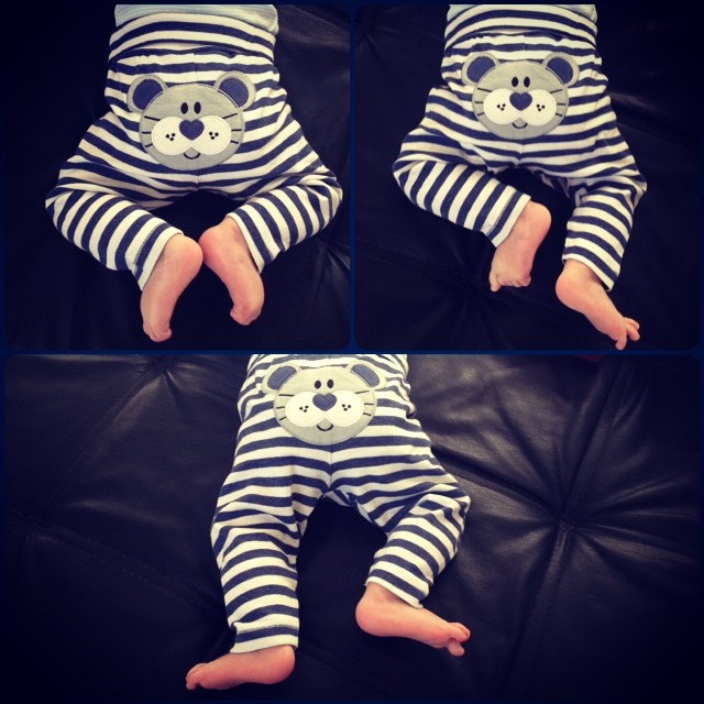 первые попытки ползти=)