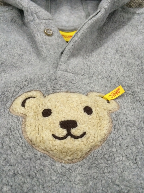 Кофта Steiff с капюшоном, медведь пищит при нажатии, Мск