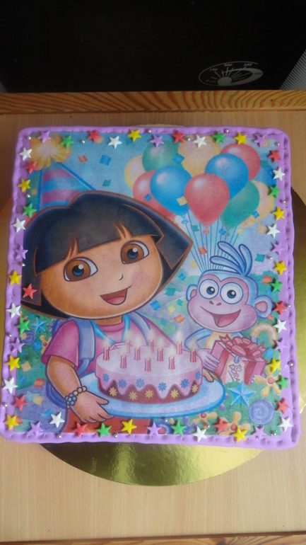 Торт с вафельной картинкой