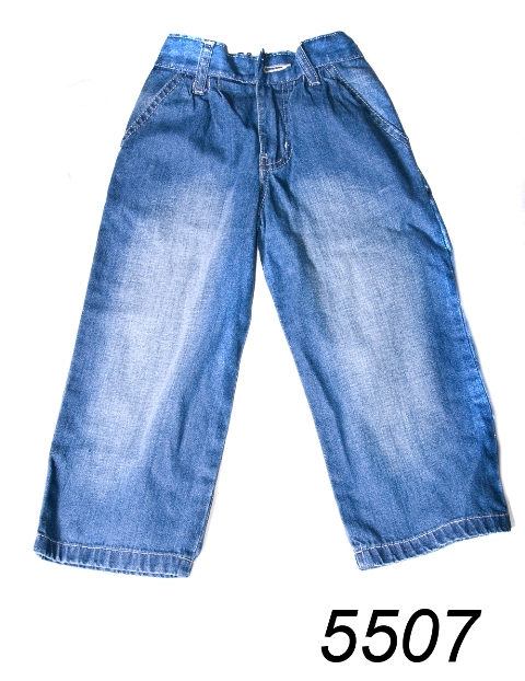 Пристрой детской джинсовой одежды! Джинсы по 300р.