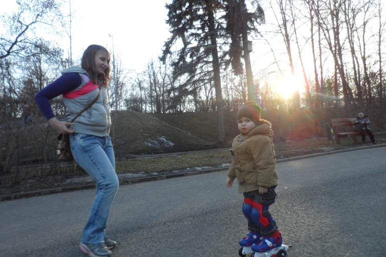 Коньки и ролики в 2,5 года