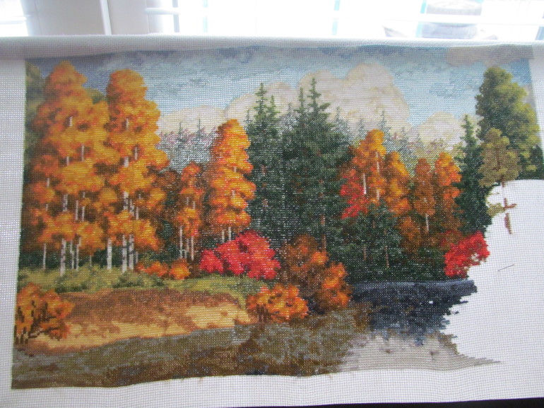 Я человек творческий:хочу творю,хочу вытворяю)))Мои работы:картины вышытые крестиком.