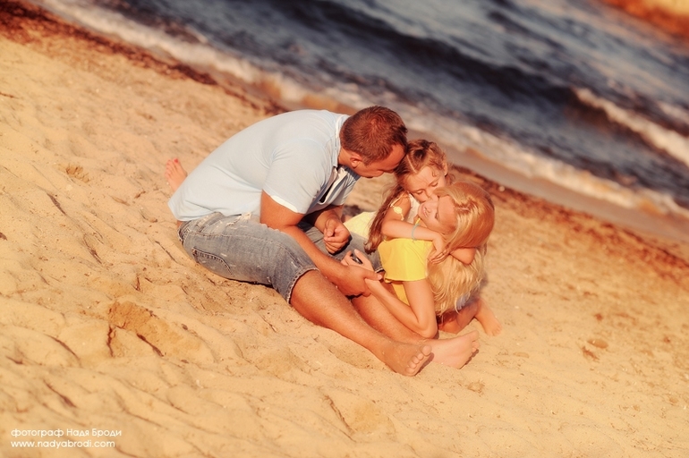 Семейная съемка во Франции, пляж Сен-Тропе, лето 2013