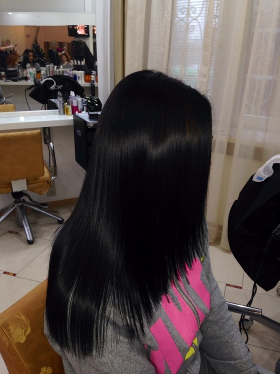 Процедура восстановления и выпрямления волос Brazilian Blowout