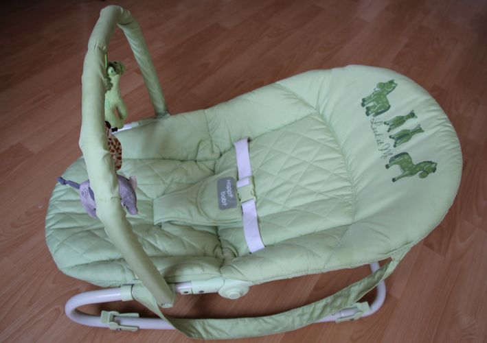 Шезлонг+плетеная люлька+мобиль