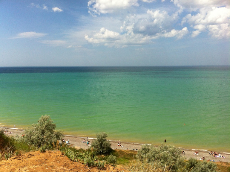 Абалденный пляж в Крыму.Добро пожаловать)))