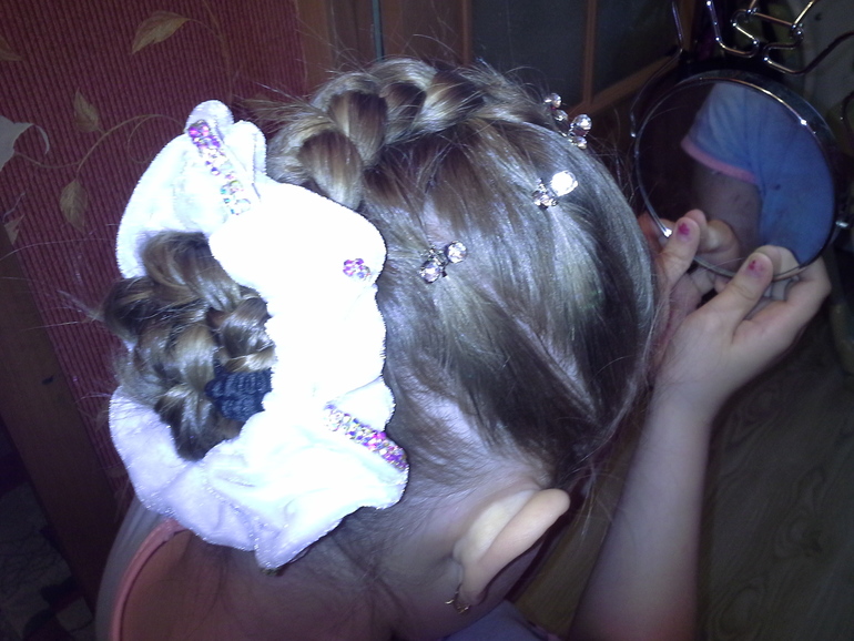 колосок с гулькой