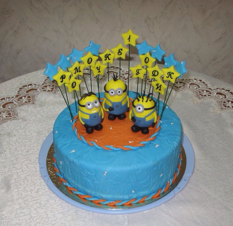 Миньоны на годик