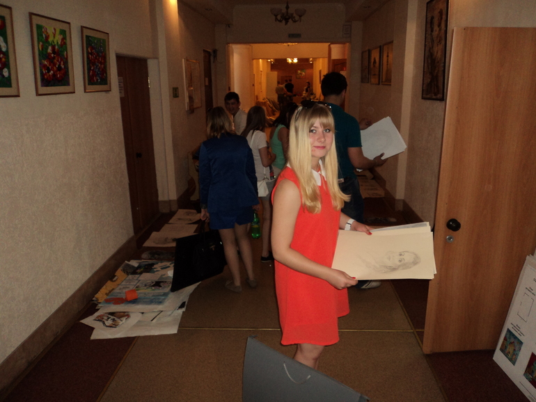 смотр по рисунку