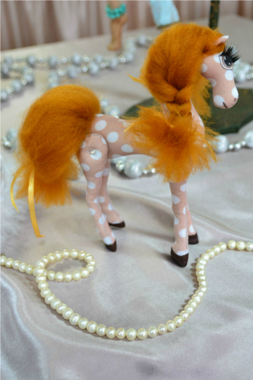 А у меня ещё лошадки :)