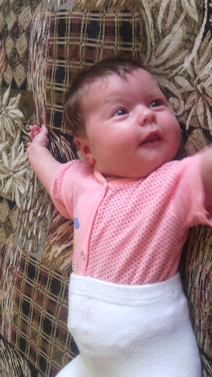 Наша Полинка-Малинка