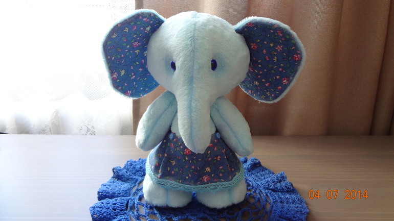 Слоня Фрося.