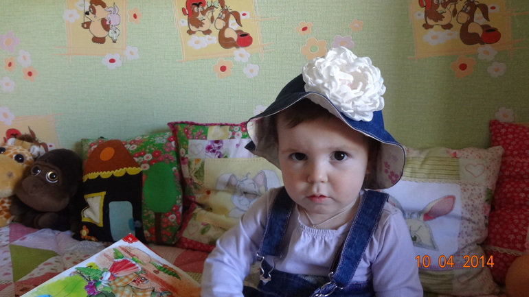 Панамочка из джинсы.