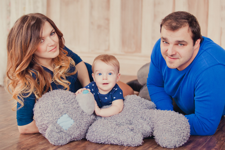 Семейная фотосессия в студии