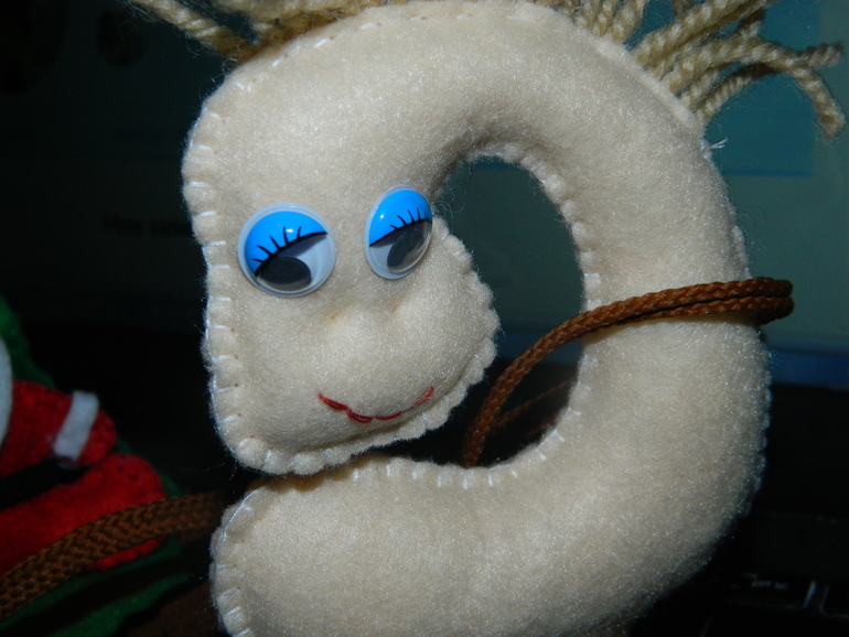 запоздала  немного)