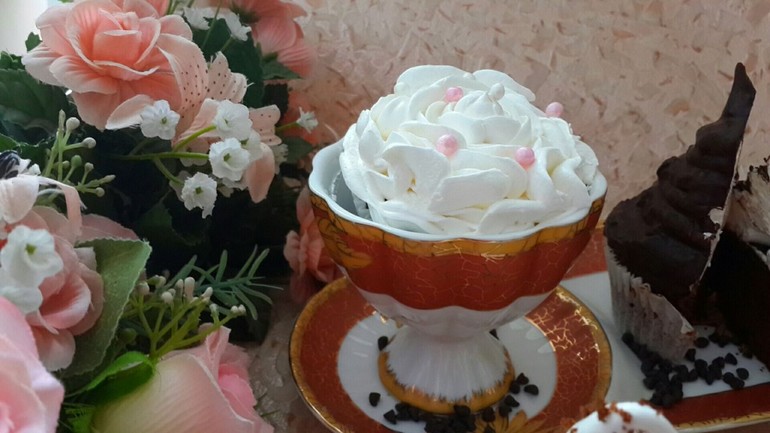 Капкейки с белково-заварным кремом!