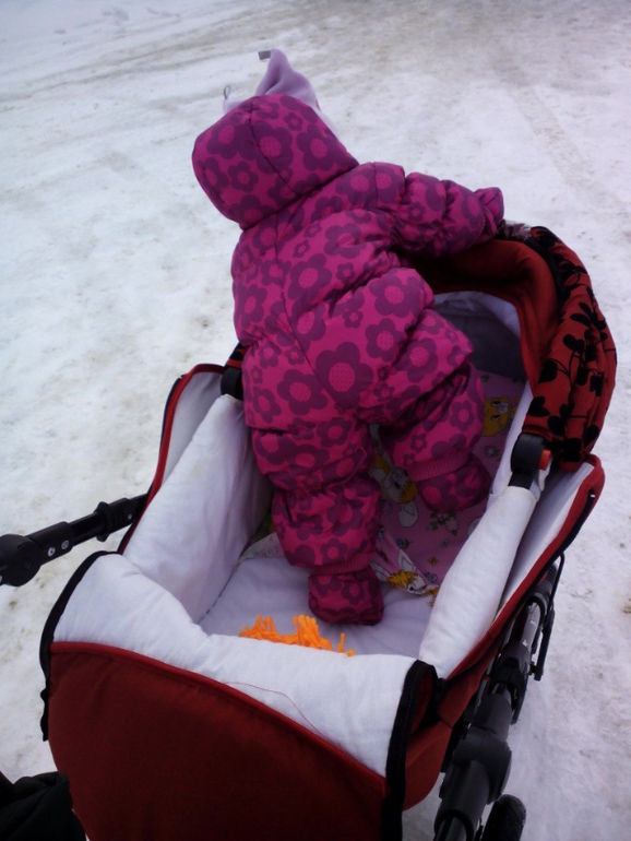 На улице???? Спать???? Что за чушь???