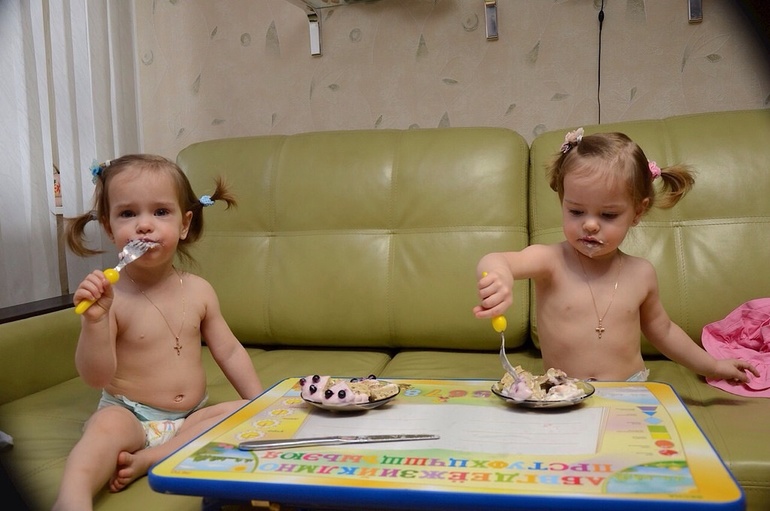 Моим рыбкам два года!!!