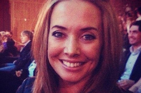 Красавица, умница и вообще приятная во всех отношениях девушка)...