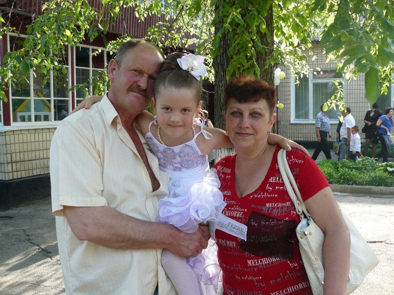 Ангелинка-вьіпускница)))