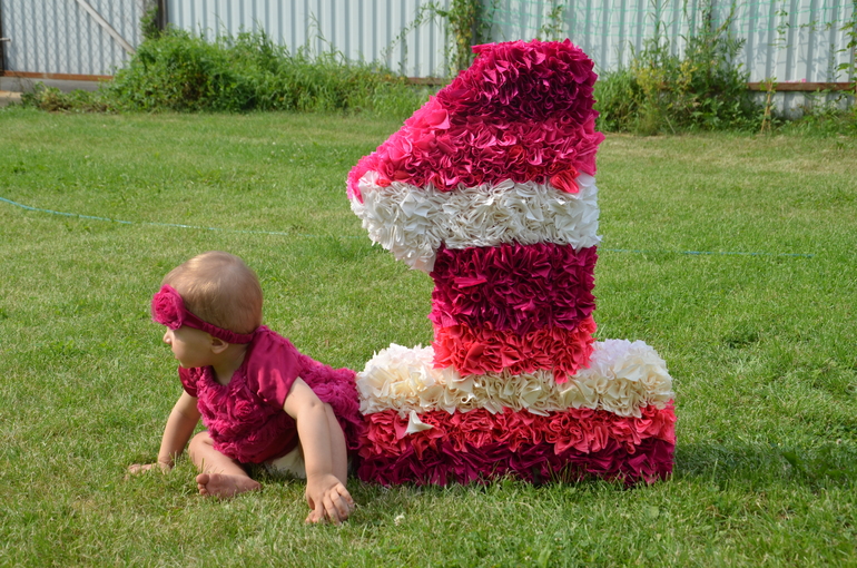 Супер красивая "еденичка" на годовасие.