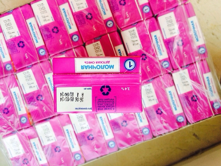 Отдам смесь молочную Агуша-1 и Nutrilon Комфорт-1