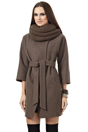 Светлое пальто...+помогите выбрать фасон