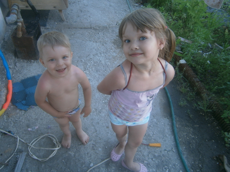 а мы уехали на дачу