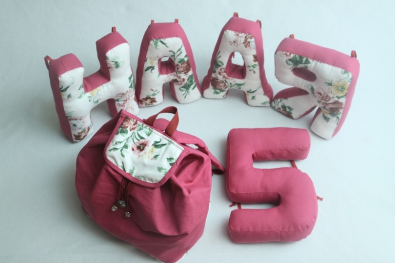 Очередное имя из подушек....