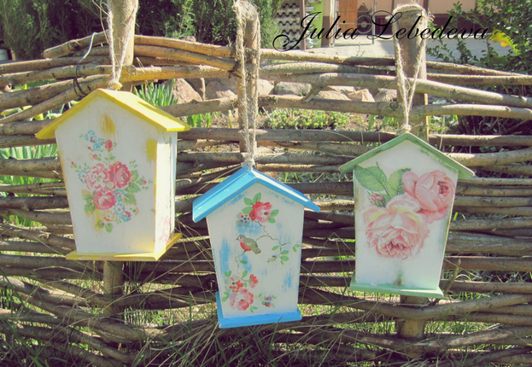 Ко мне прилетели экзотические птички :)