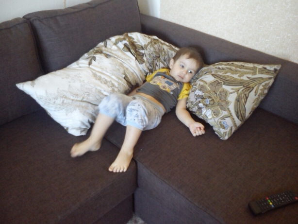 Подушка под живот