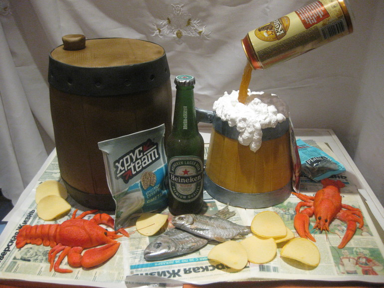 Лучший подарок - это вкусный,красивый и необычный торт )