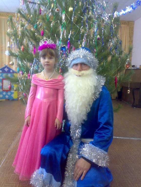 Ёлка дочери в садике.