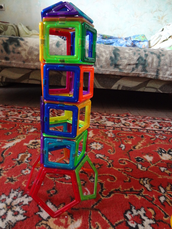 magformers-воображариум или что подарить 3х-летке)