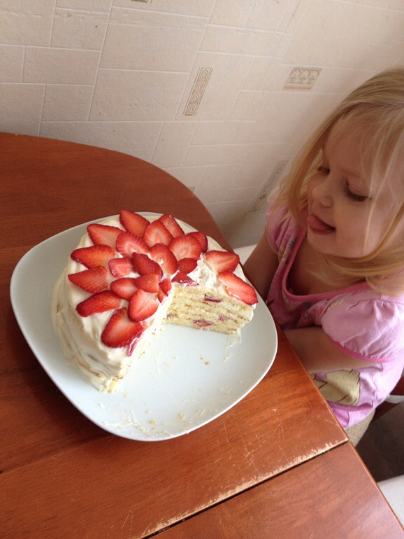 Торт " Молочная девочка"