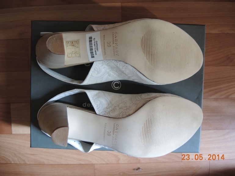 Туфли открытые Carnaby 39 р-р (Москва)