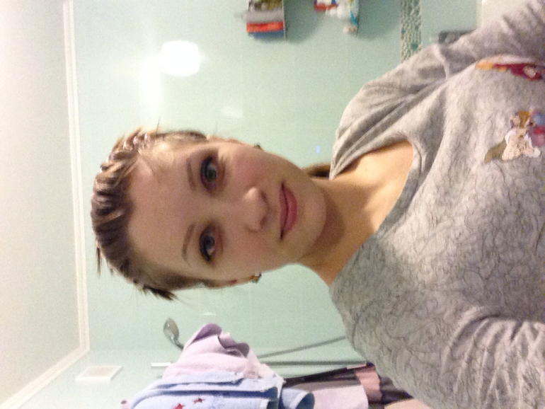 Как лучше с челкой или без?