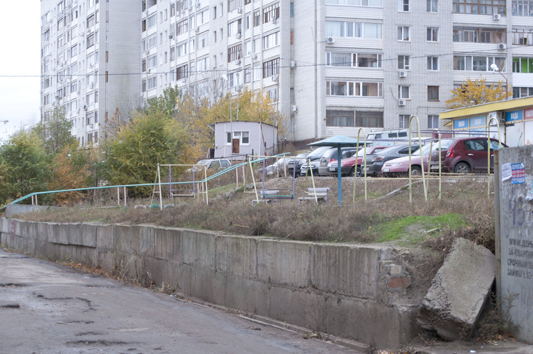 Борьба за детскую площадку