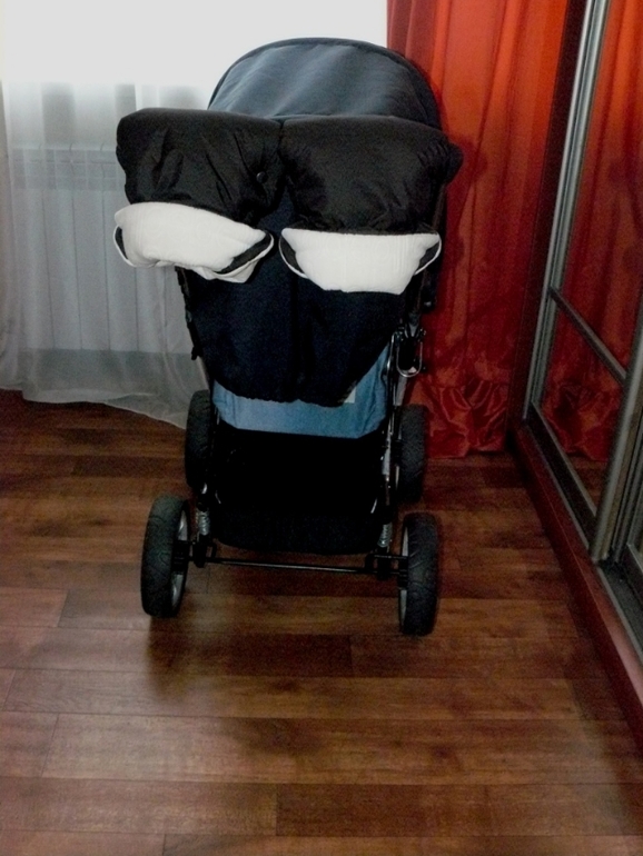 Emmaljunga Spider 2013 цвет Канвас Цена 7000!!! ТК за мой счет!!!