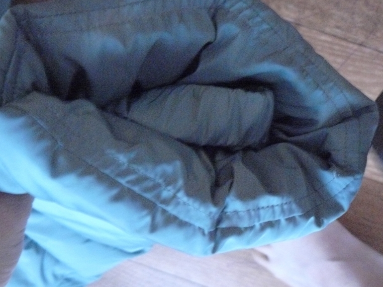 Комбинезон пуховый зимний Noble People р.98+Шапка Цена 4000!!! Почта за мой счет!!!