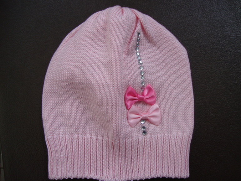 Весенние шапочки из хлопка.