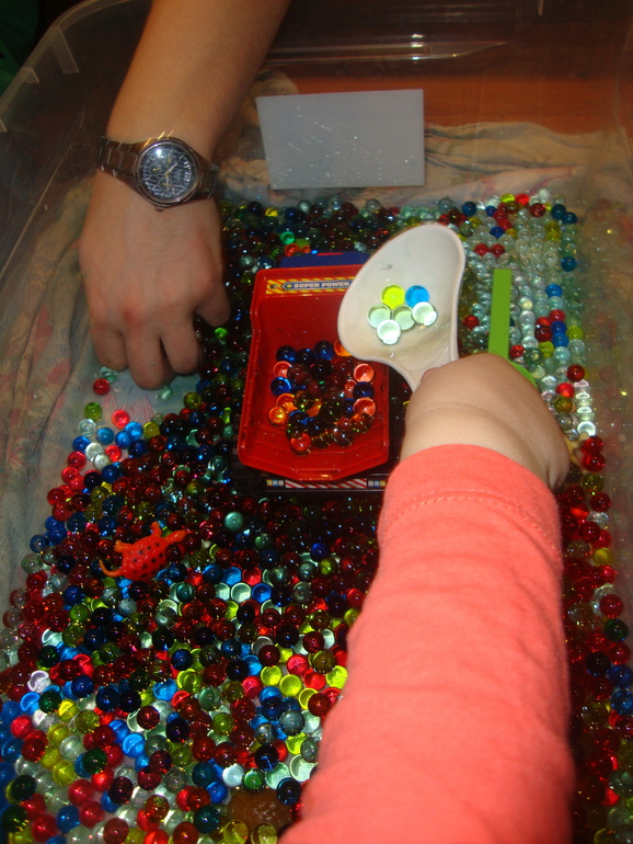 Сенсорная коробочка с гидрогелем