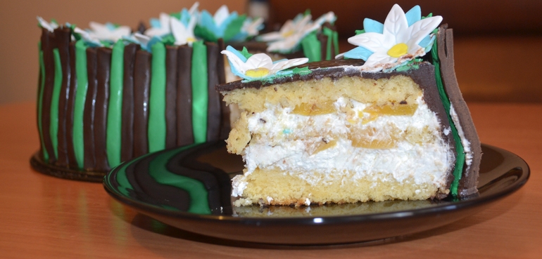 Тортик на 32-ую годовщину свадьбы.