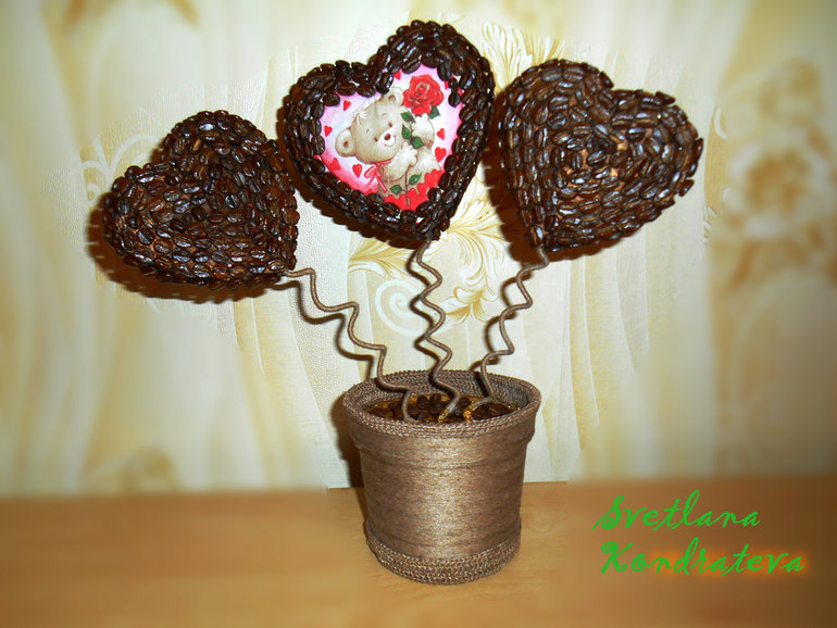 Вот такой топиарий к 14 февраля получился