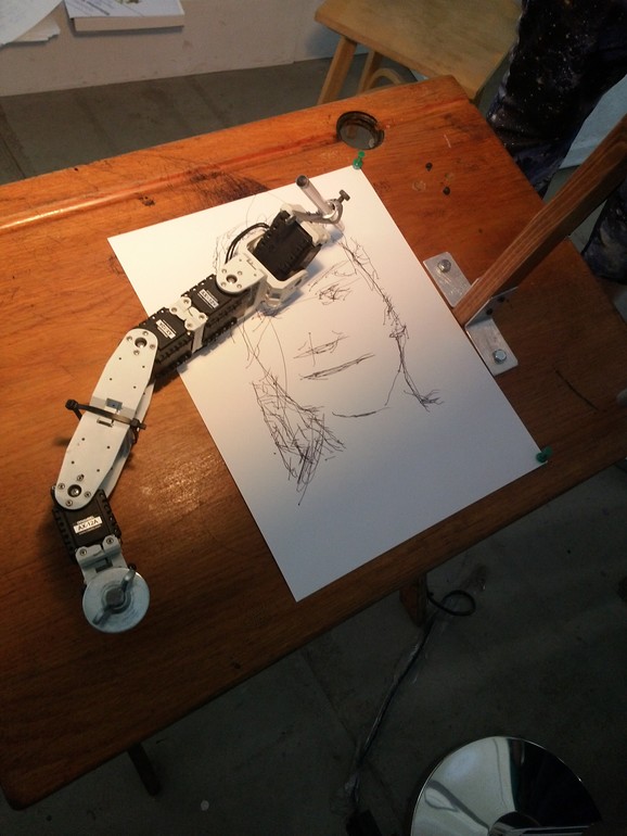 Бал роботов. Не то, чтобы совсем не понравилось...